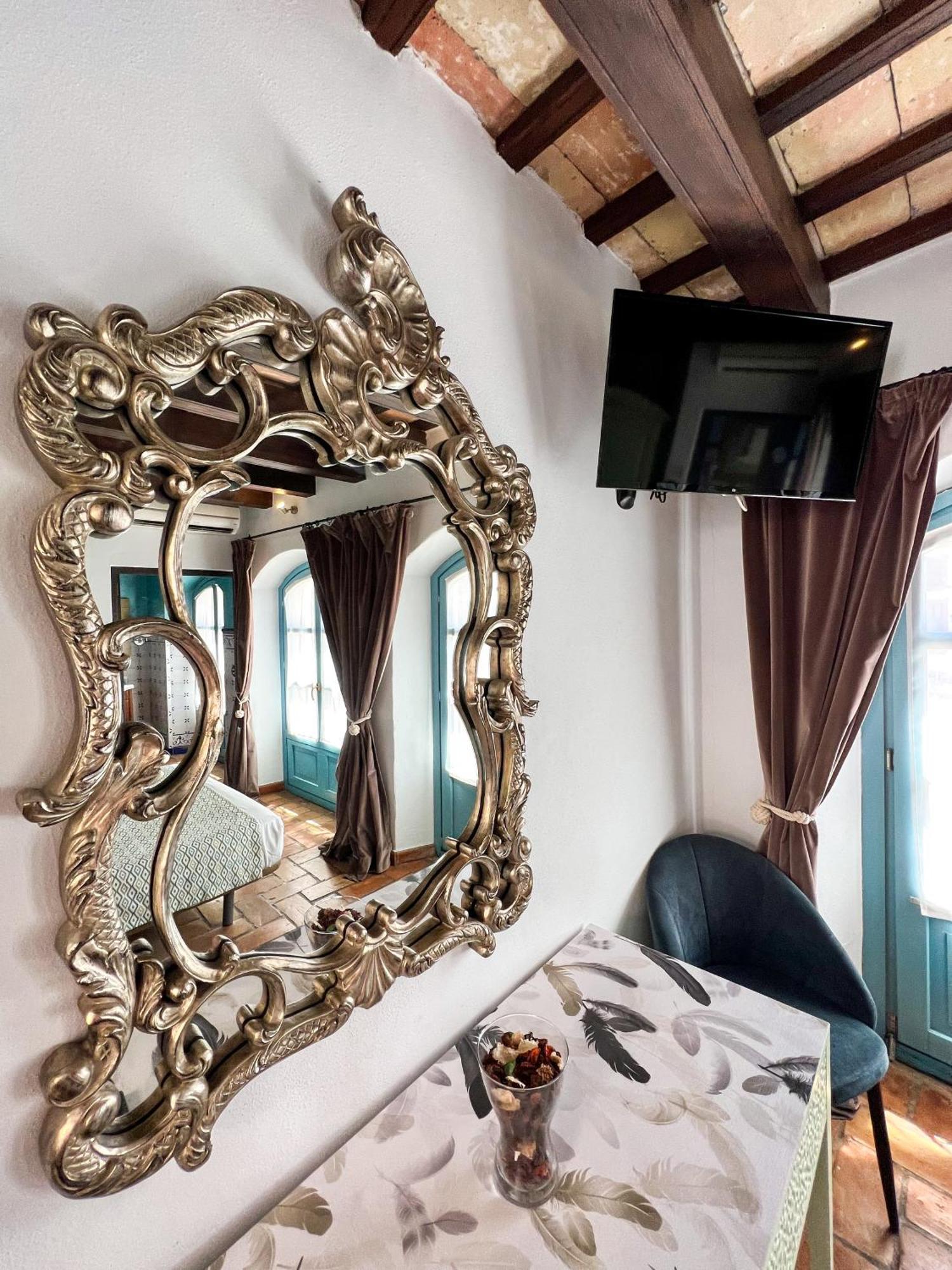 Hotel Servilia Carmona  Buitenkant foto